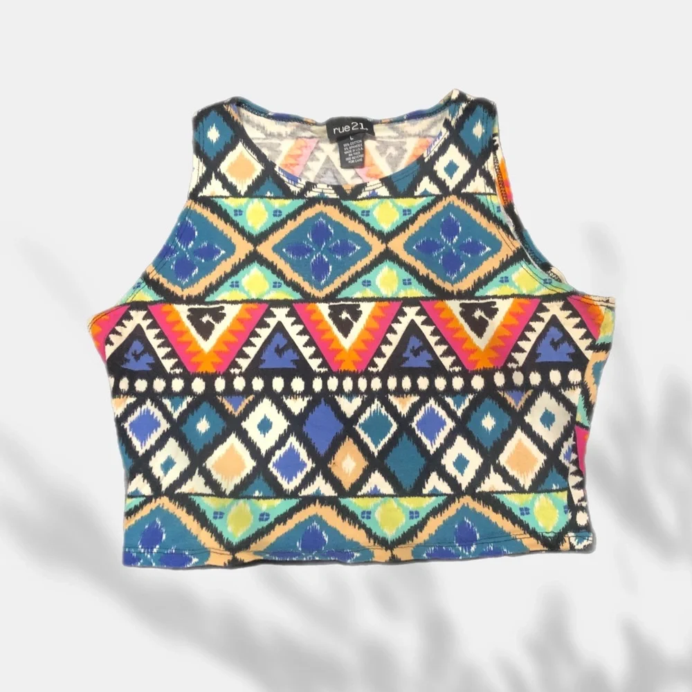 🇺🇸 Aztec Crop Top - Picture 1 of 2